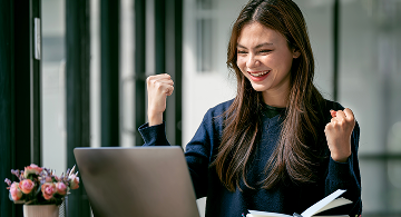 Balancing AI Automation and Human Expertise in Career Development